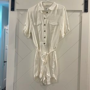 White romper with buttons
